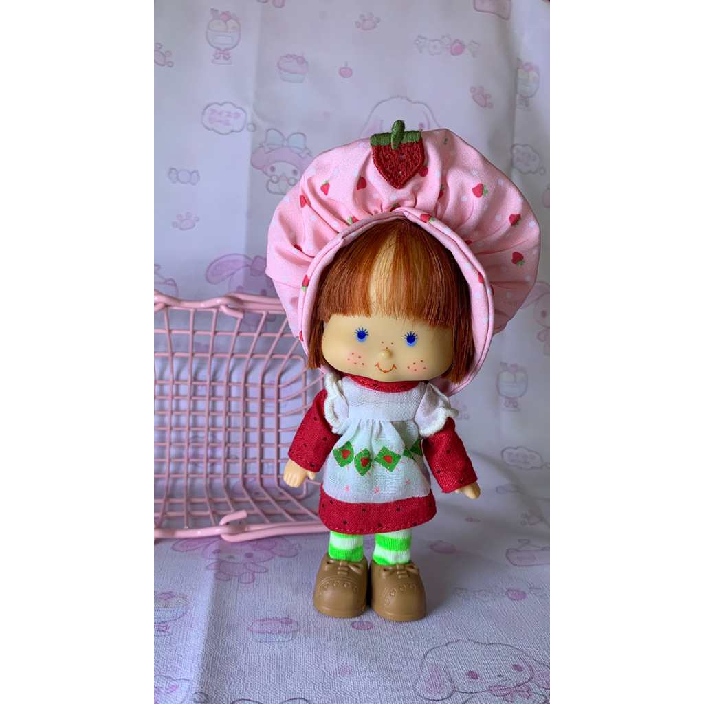 DOLL STRAWBERRY SHORTCAKE