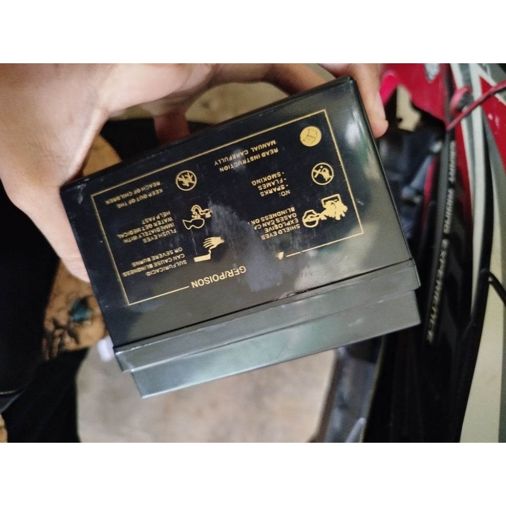 

Pesanan Buku 3 kardus