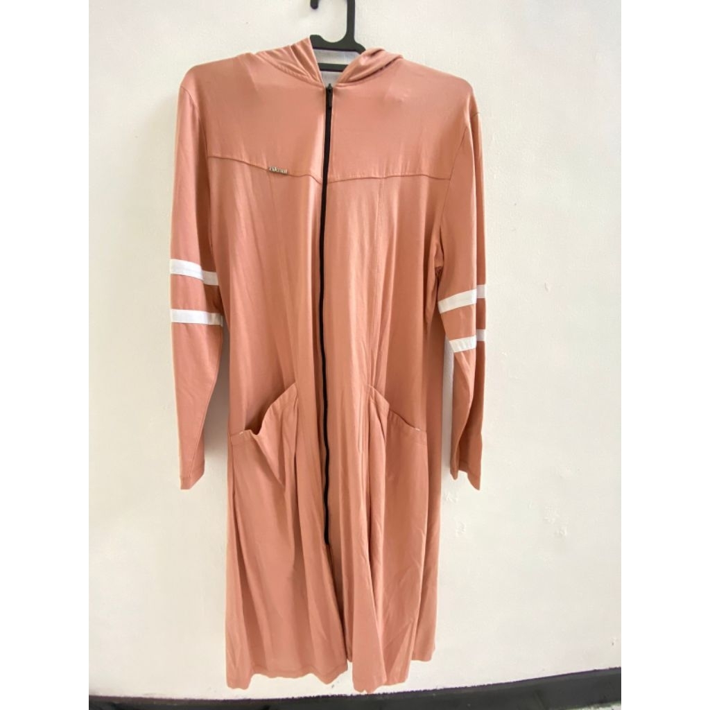 BAJU HIKMAT BISA UNTUK OLAH RAGA [PRELOVED]