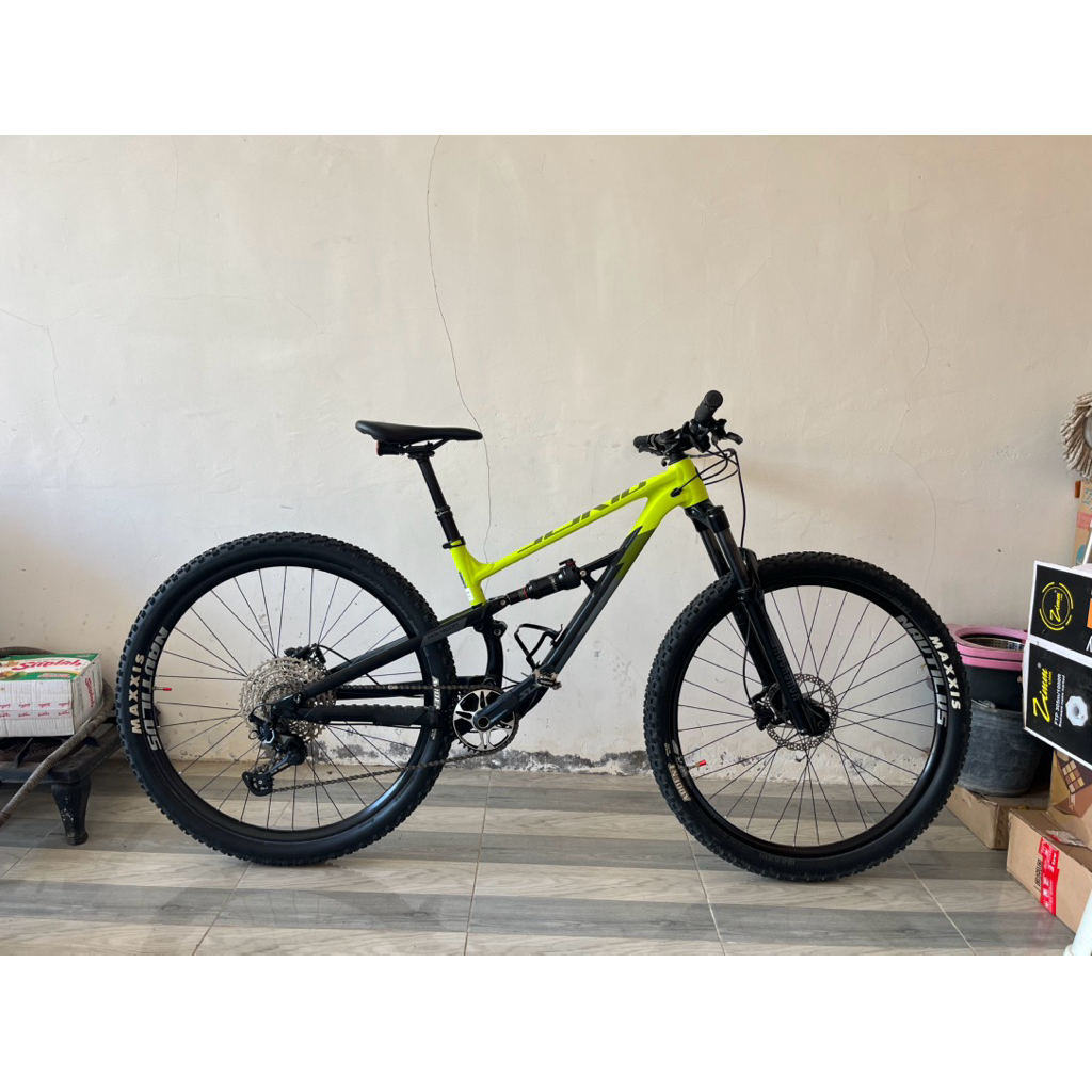 Polygon Siskiu D7 2025 (Juni) Size S 27,5 Pakai Roda 29