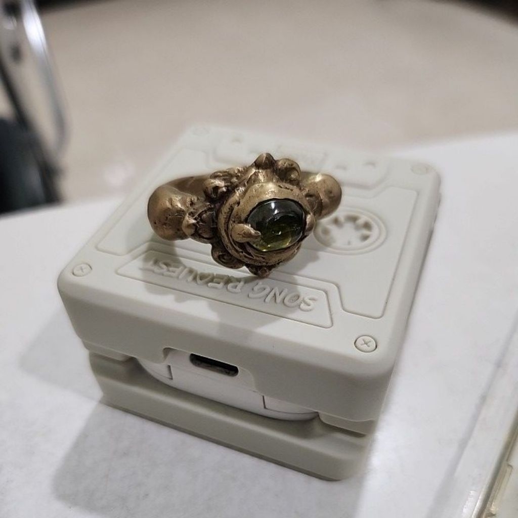 Cincin Peridot Temuan Brantas