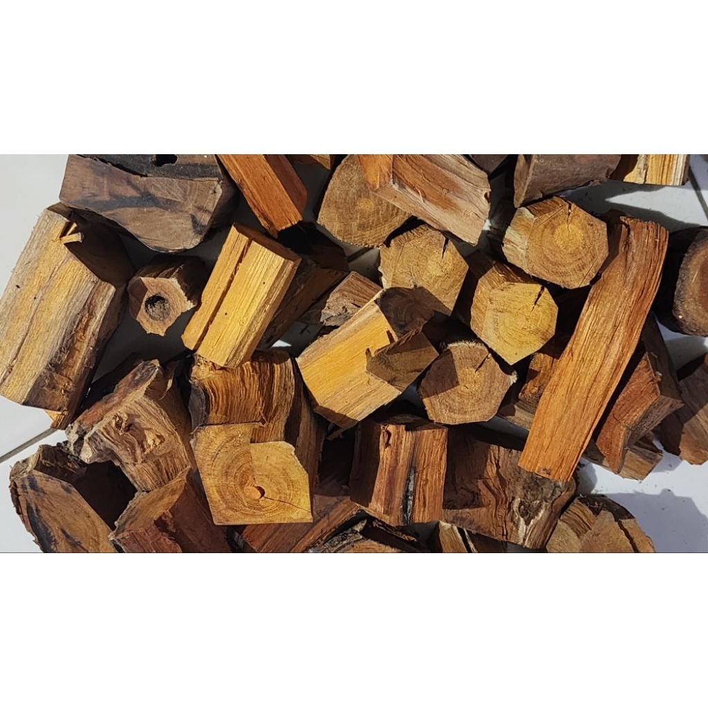 

Kayu Secang Merah 1 Kg Original