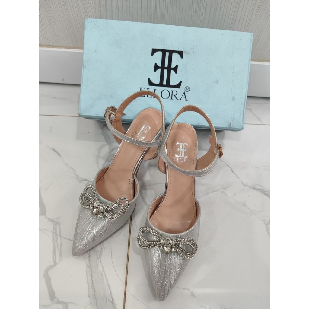 Preloved Heels Pesta Wanita Ankle Strap 10cm Bahan Kanvas Glitter Import