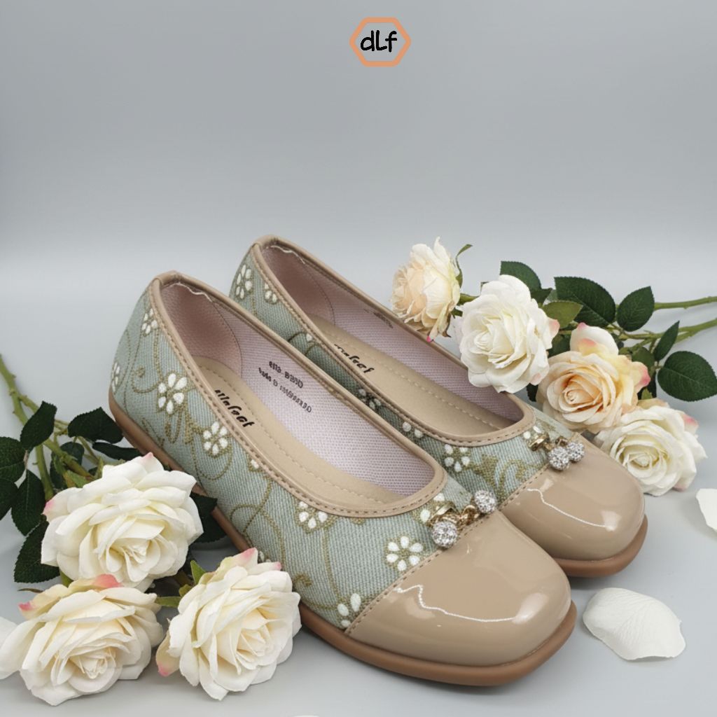 D'lafeet Flat Shoes Wanita - Hilary Cream