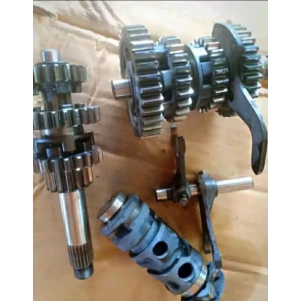 GEARBOX GARDAN RASIO TRANMISI HONDA SUPRA X 125 KARBU KHARISMA 125 ORIGINAL COPOTAN