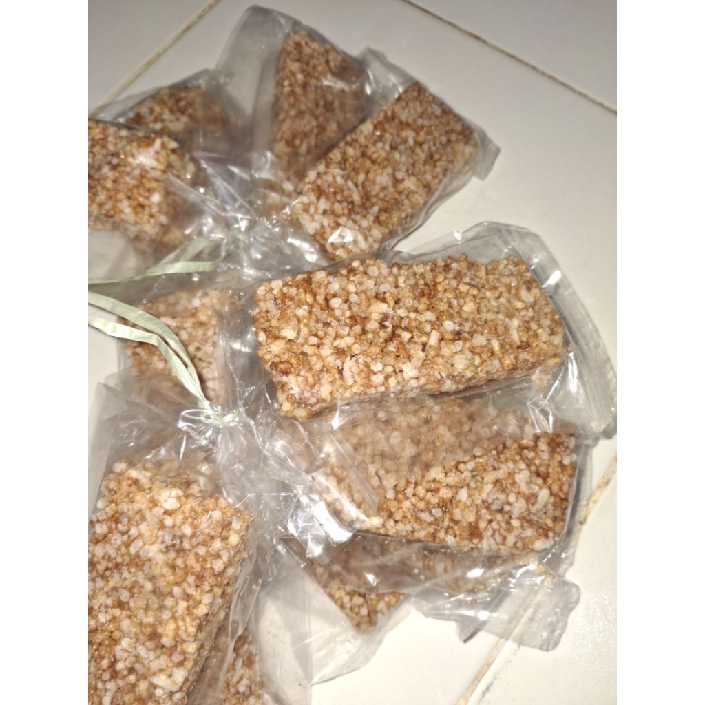 

CANGKAROK MANIS TEGETTEH CANGKAROK KARAK MANIS