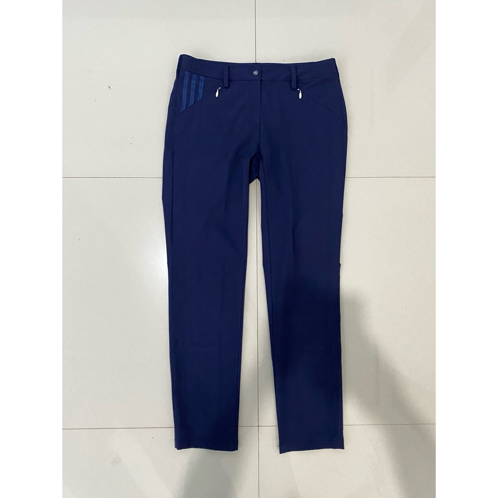 Celana Golf wanita adds second