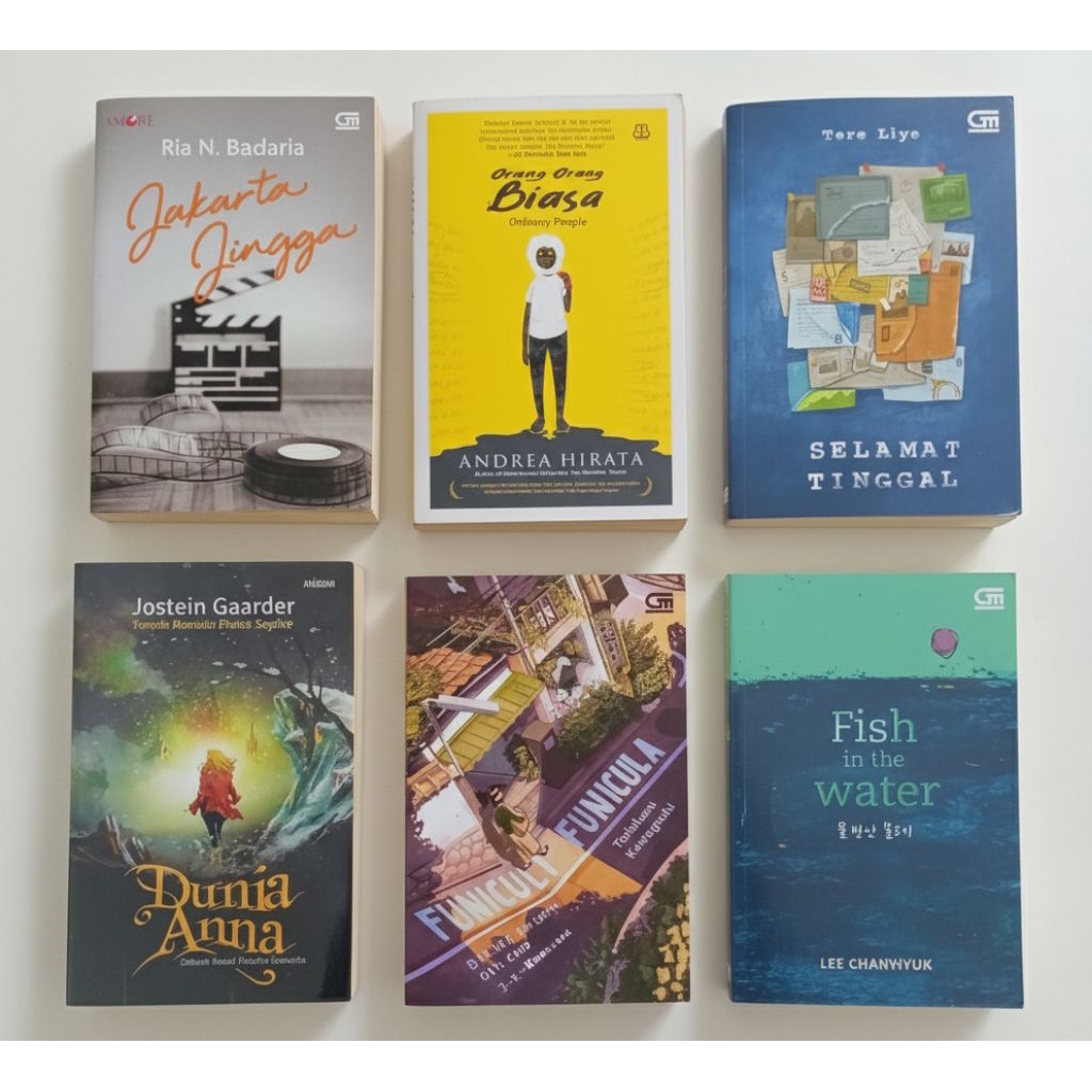 Novel Preloved Ori (Dunia Anna, Funiculi Funicula, Fish in the Water, Jakarta Jingga, Selamat Tingga
