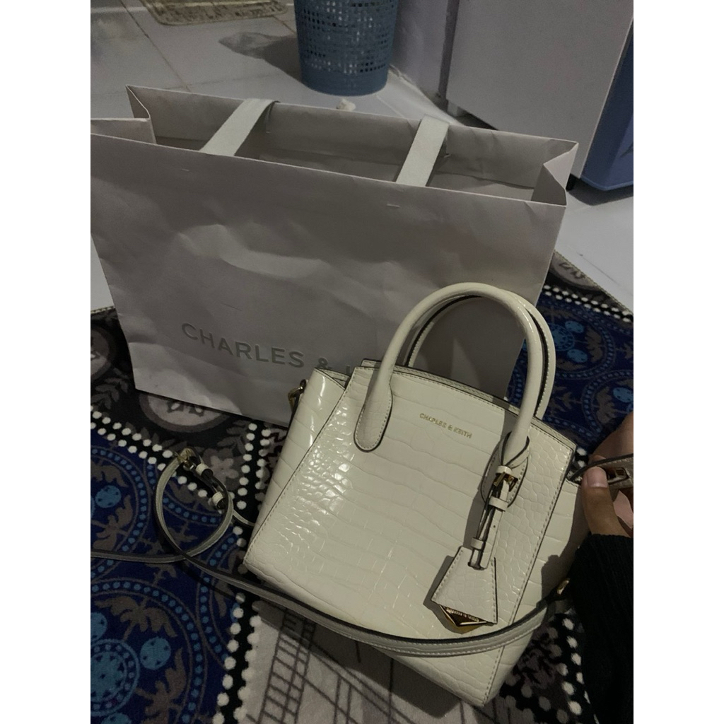 charles & keith preloved