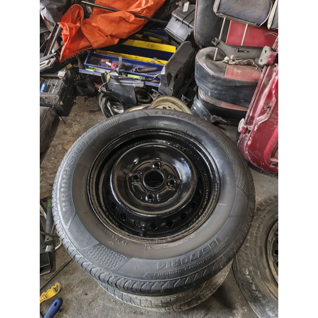 velg R13 pcd 4x114 harga sudah termasuk ban