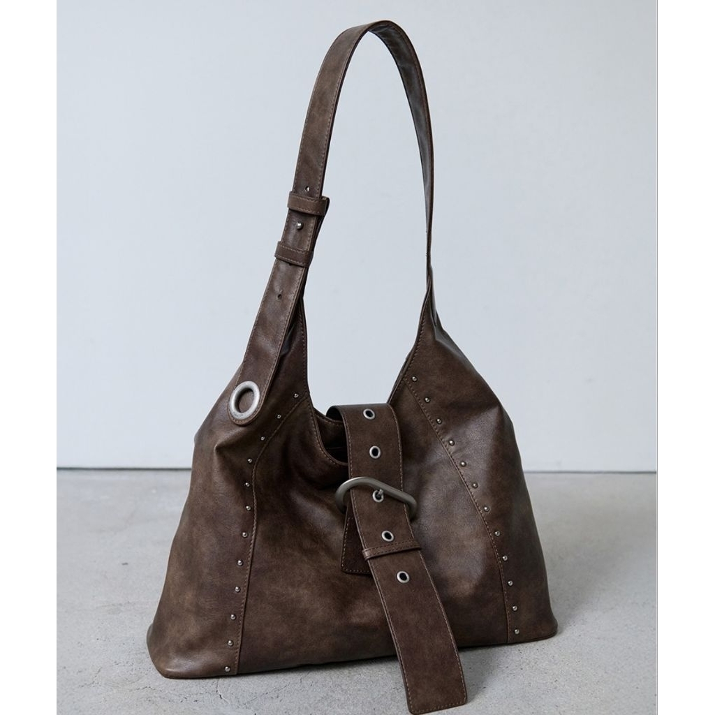 (READY) Rola-Rola Stud Leather Shoulder Bag