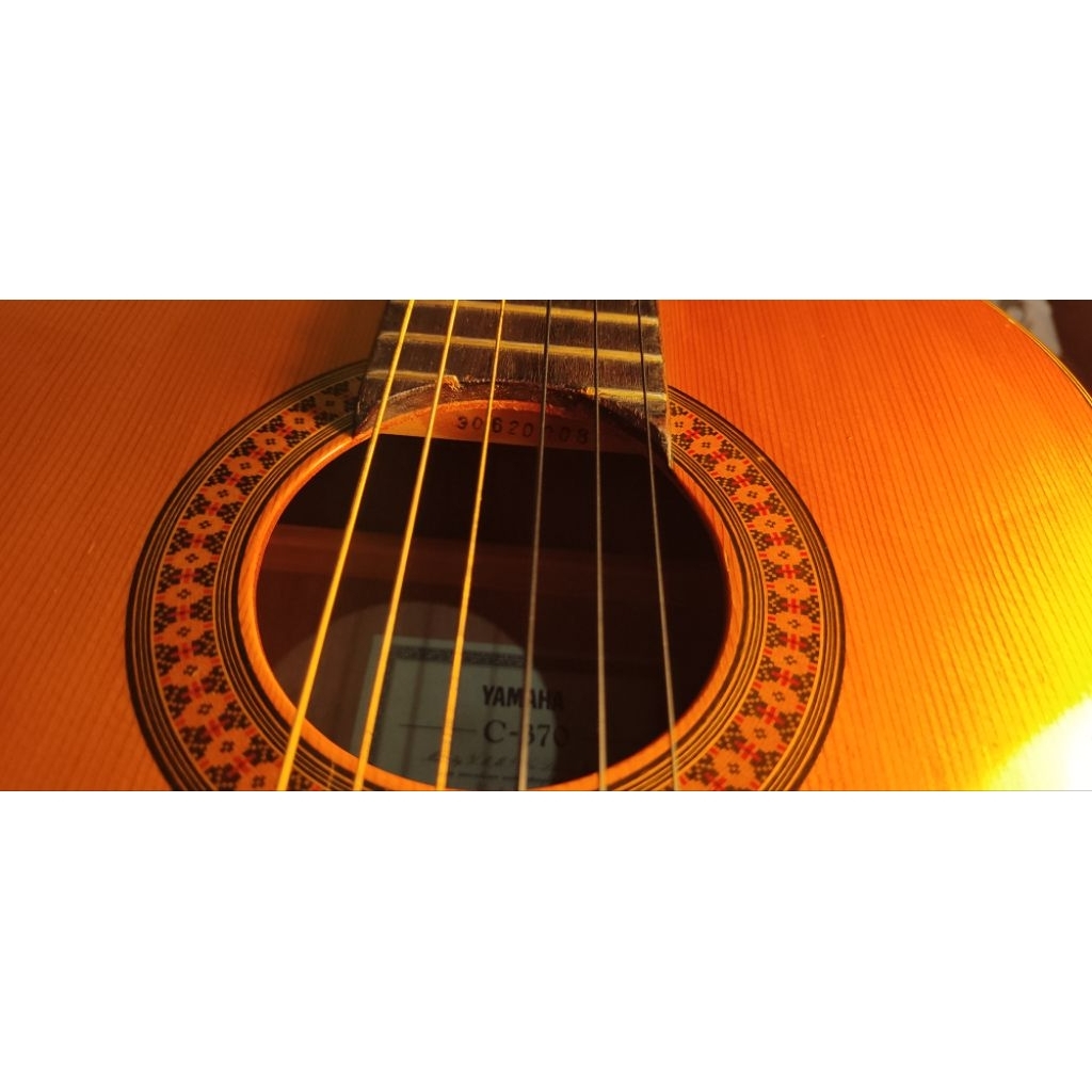 Gitar Yamaha Original C370 Vintage Nylon Langka