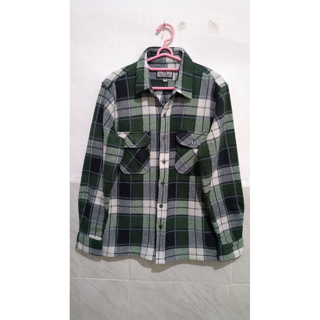 Flannel dyu-dyu (mirip uniqlo)
