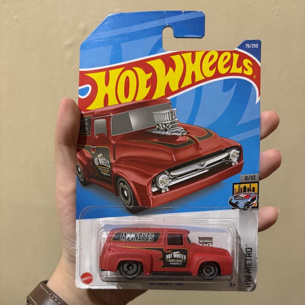 Hot Wheels ‘56 Ford F-100 HW Metro Red Moon Eyes Long Card