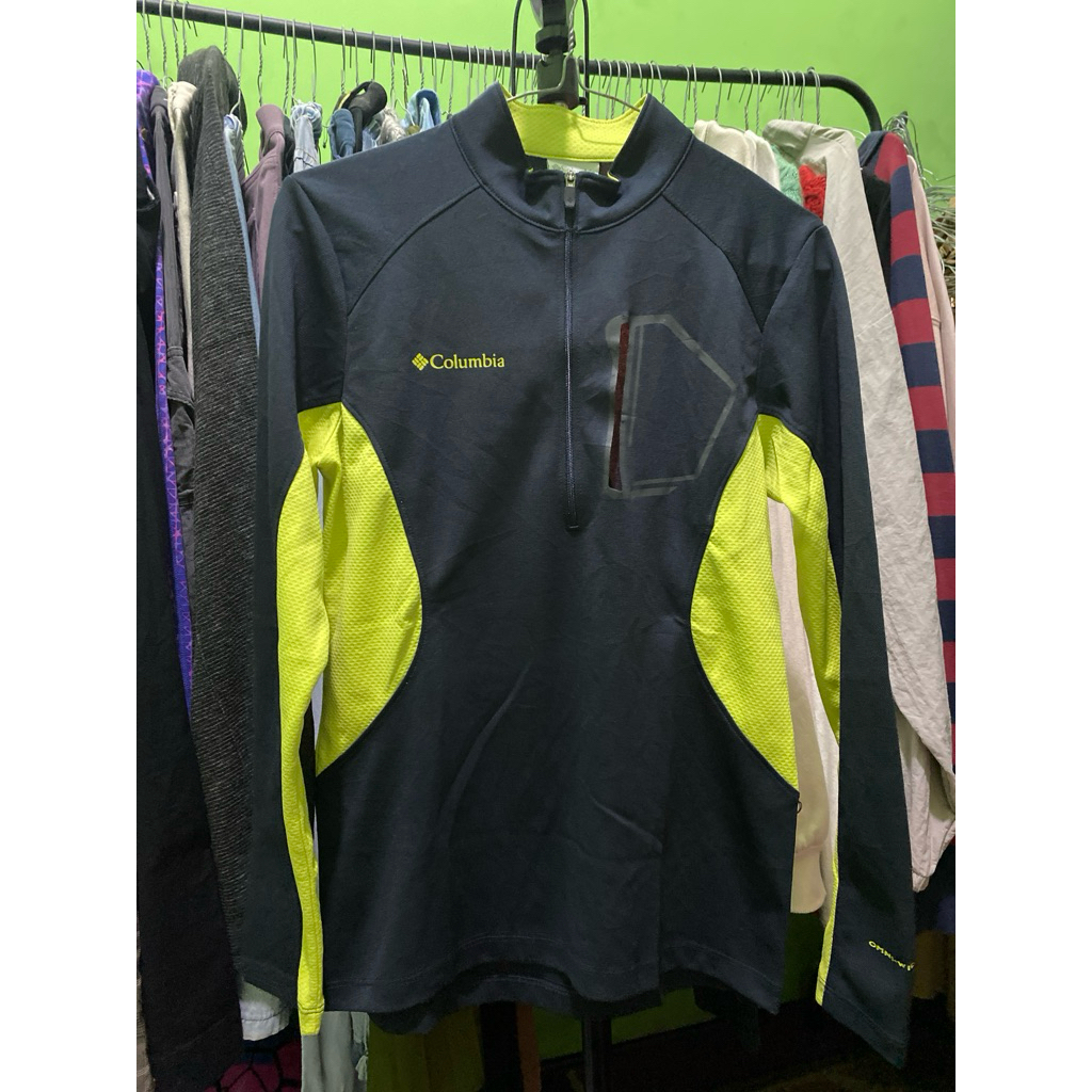 Thrift Halfzip Brand Original Olahraga minus sedikit