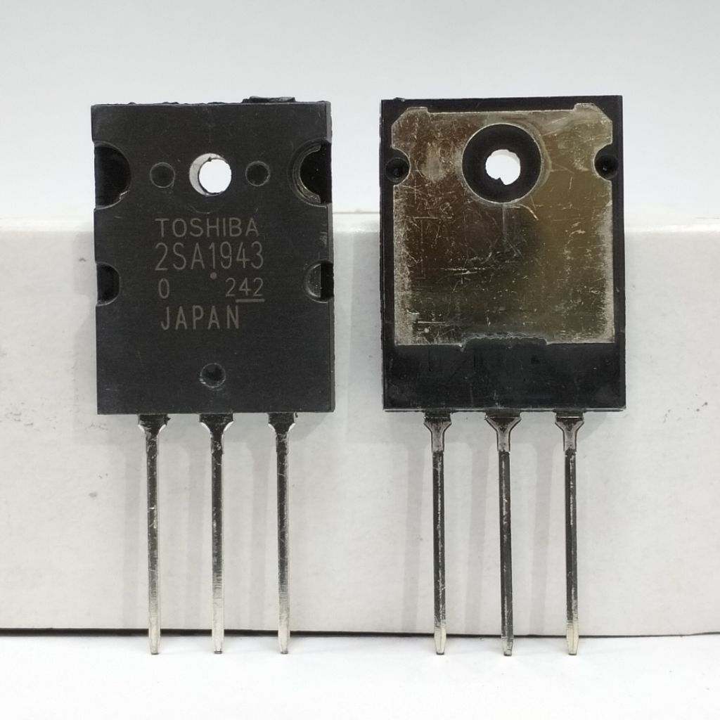 Transistor 2SA 1943/2SC 5200 Thosiba (1Set)