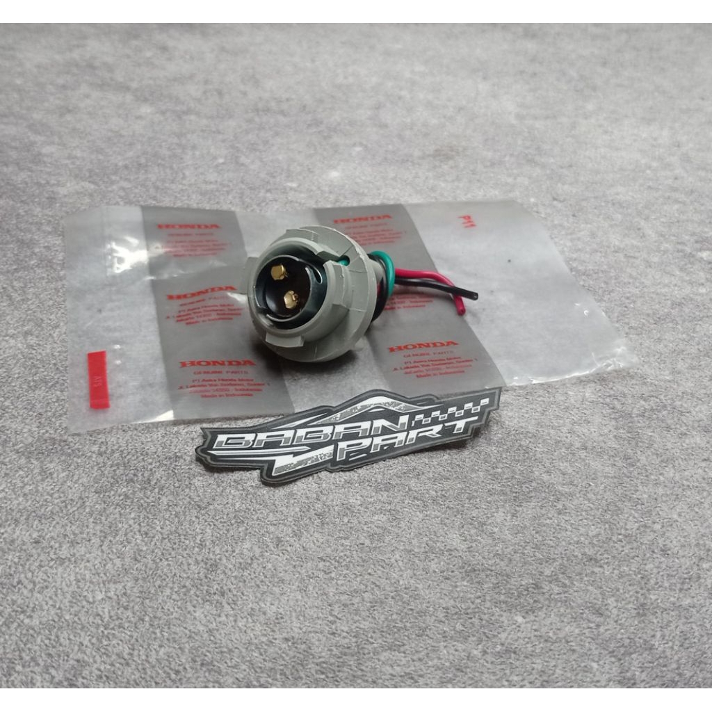 FITTING SOKET LAMPU BELAKANG BEAT FI DELUXE BEAT STREET SCOOPY FI BLADE OLD BLADE NEW