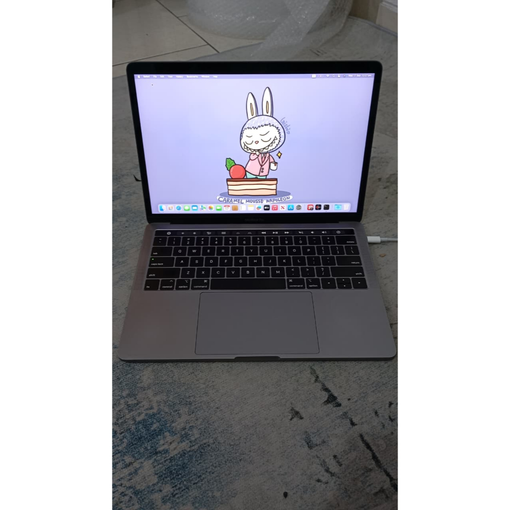 MacBook Pro 13" 2018 TB — Core i7 / 16GB / 1TB