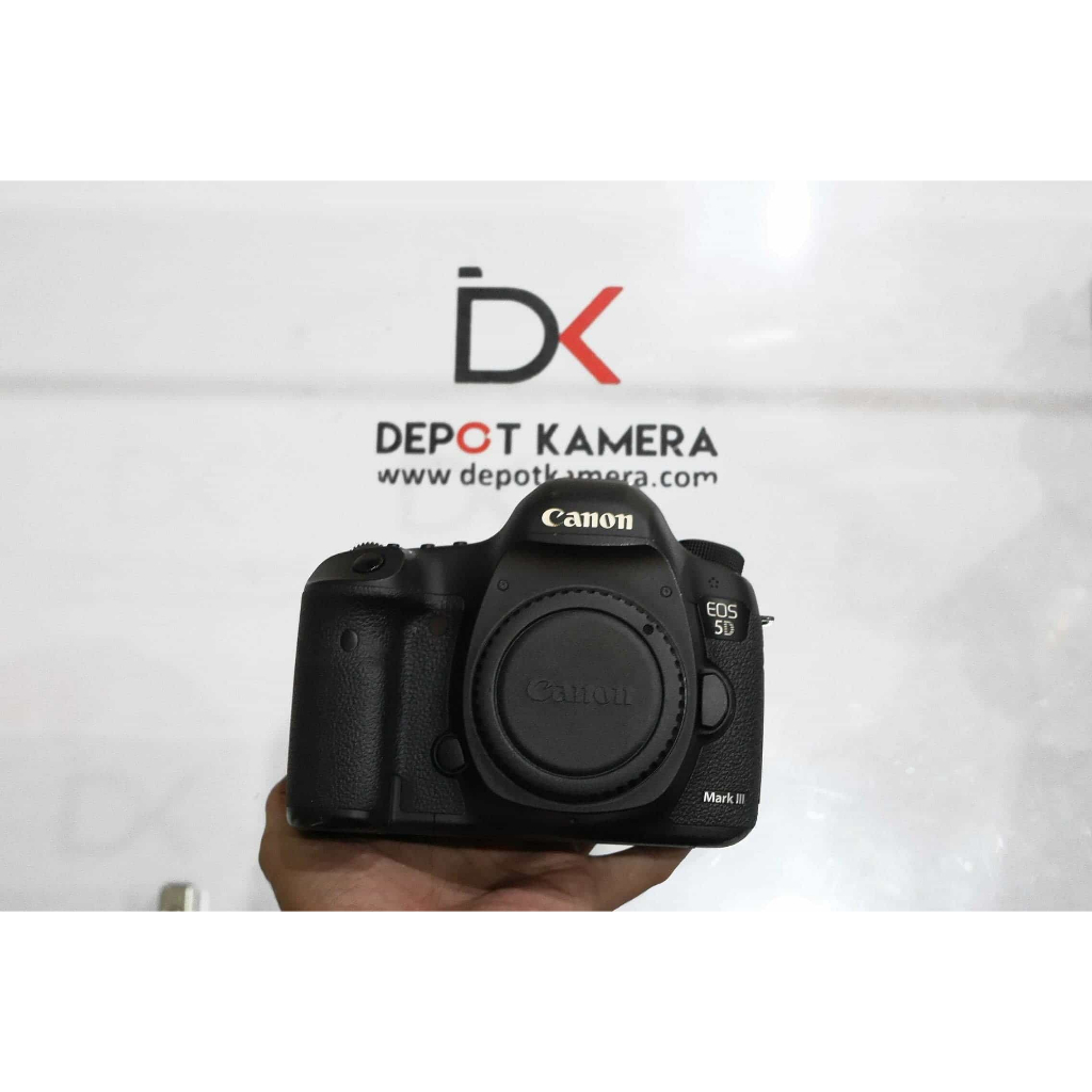 ( DEPOT KAMERA ) SECOND - CANON EOS 5D MARK III BODY ONLY