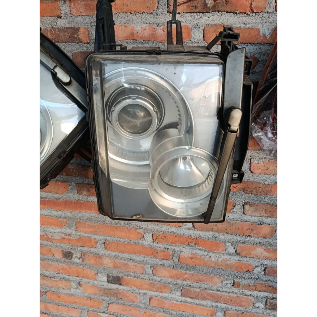 lampu depan land rover l322 td6 vogue