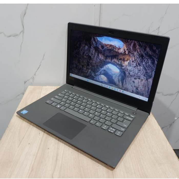 Laptop Lenovo V130, Intel Celeron-N4000, Hd Graphics 600, Ram 4 Gb / 1Tb, Seri Baru, Lengkap, Silver