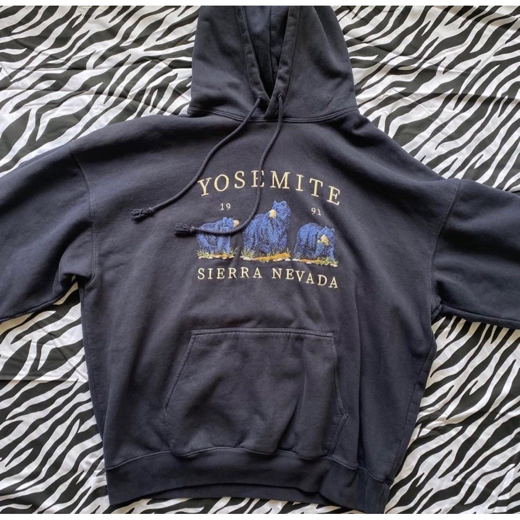 ORI Brndy melville yosemite navy oversized hoodie preloved