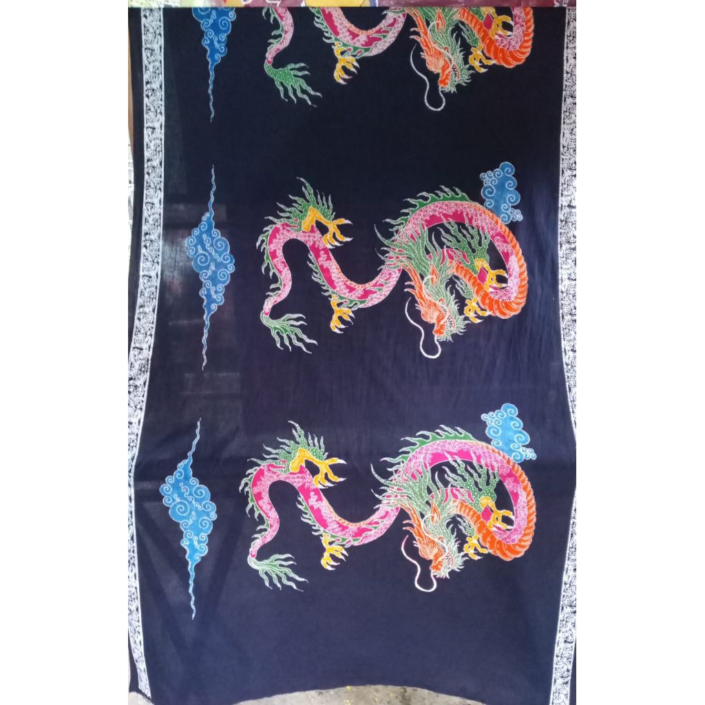 Batik Tulis Motif Naga