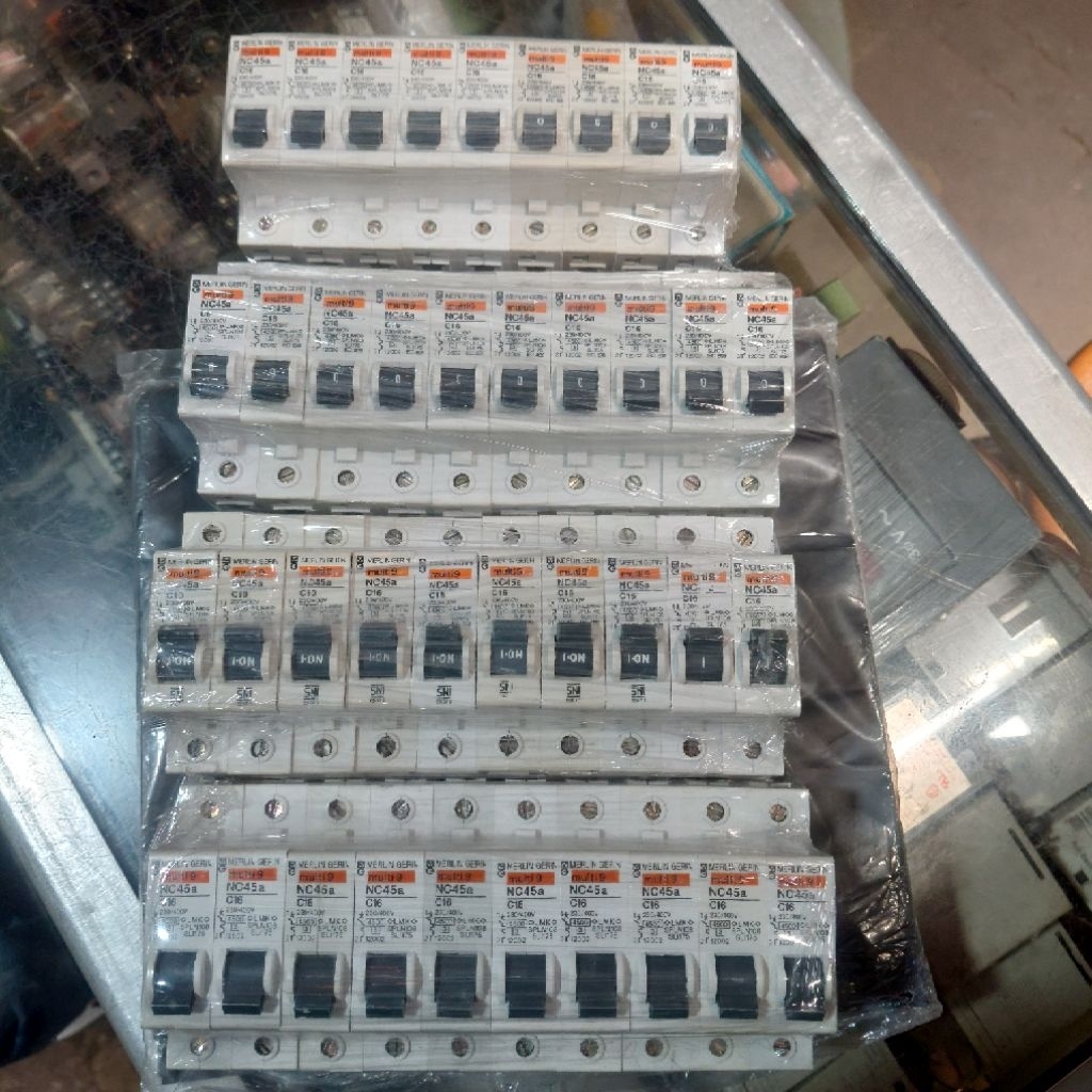 mcb merlin gerin multi9 nc45 1phase MCB MERLIN GERIN 6A 10A 16A 20A
