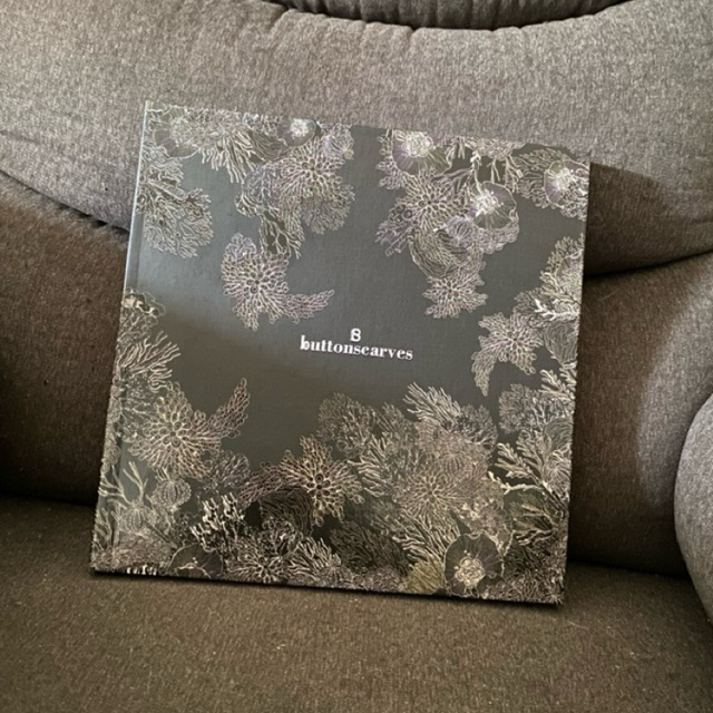 BUTTONSCARVES BORA BORA BLACK