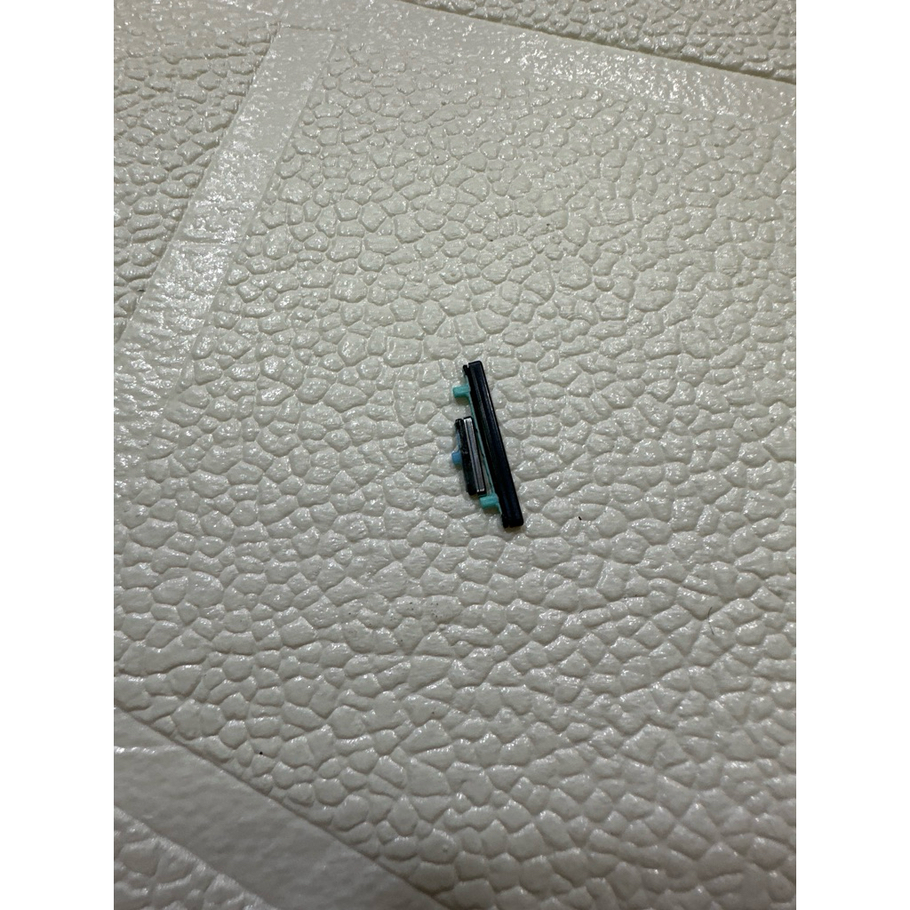 tombol on/off dan volume samsung S8/S8+