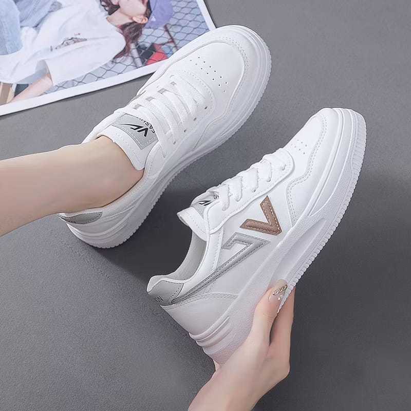 Sepatu Wanita Putih Style Kekinian Sneaker Korea Style