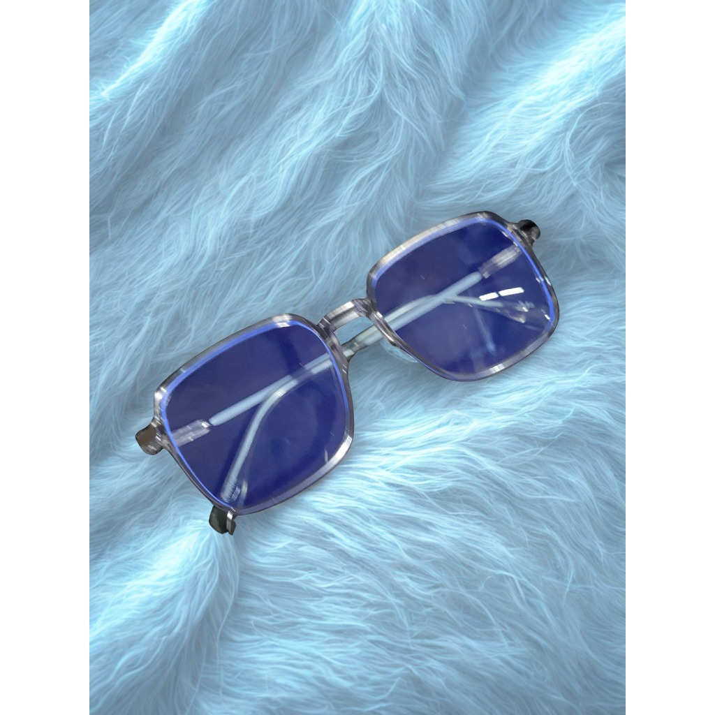 Kacamata Minus Bingkai Kotak