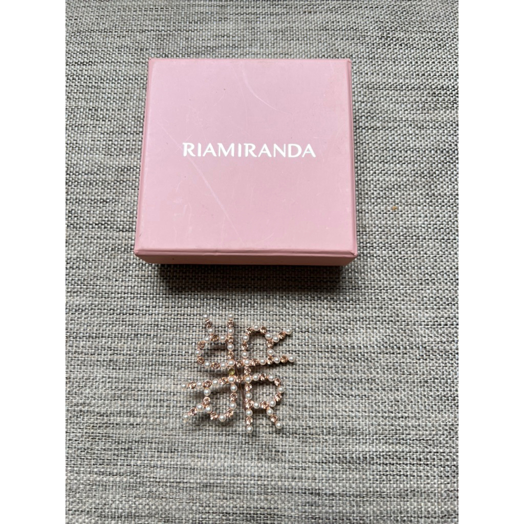 [PRELOVED] Square Monogram Brooch Ria Miranda