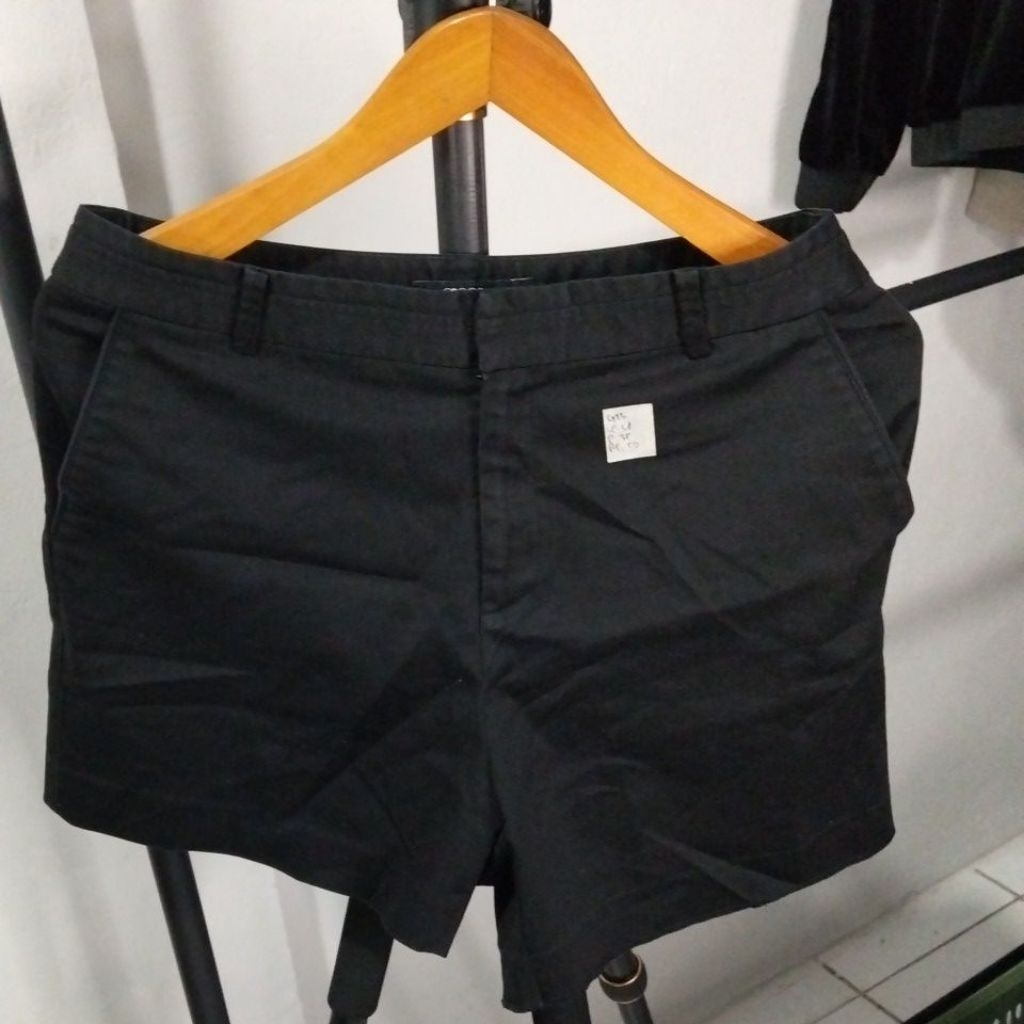 celana pendek wanita G2000