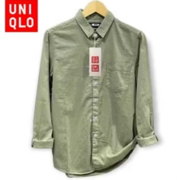 UNIQLO off Green Sage Cotton Long Sleeve Shirt / Kemeja Hijau Sage Pria Dewasa Terbaru 2025