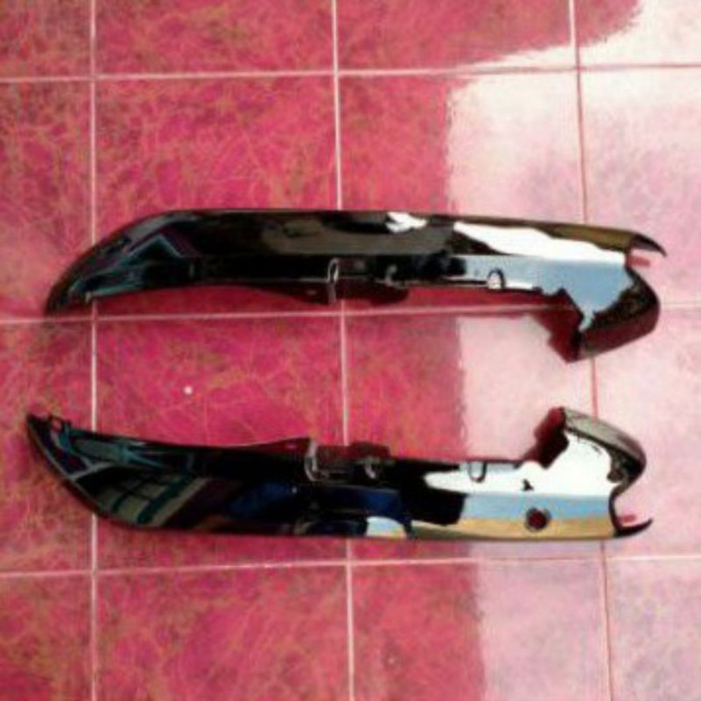 Cover Body Samping Honda Astrea Grand Bulus