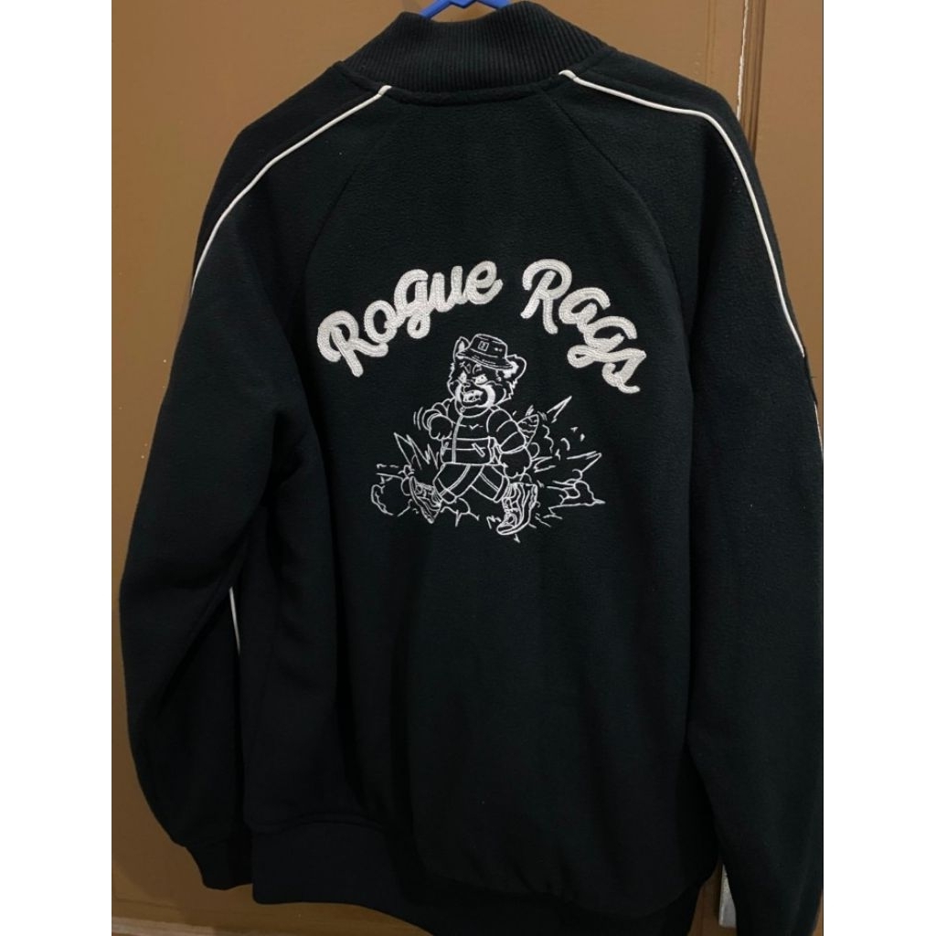 Varsity 3Second x Kick Avenue