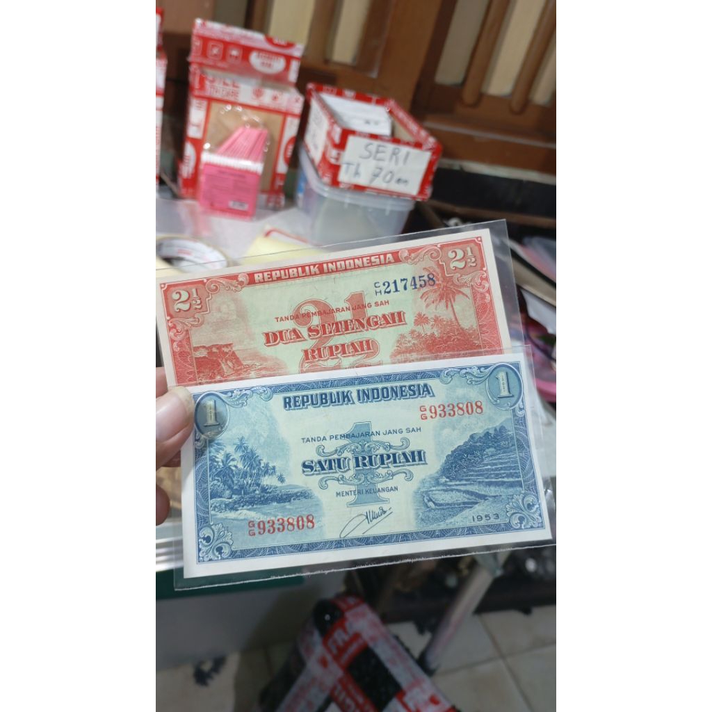 Uang kuno Asli indonesia  Paket Seri pemandangan 1 dan 2½, kondisi original