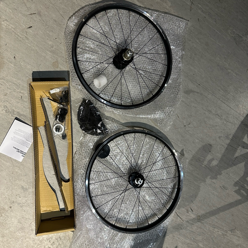 JOSEPH KUOSAC A18C 20" (451) ALLOY WHEELSET - BLACK HUB SHIMANO