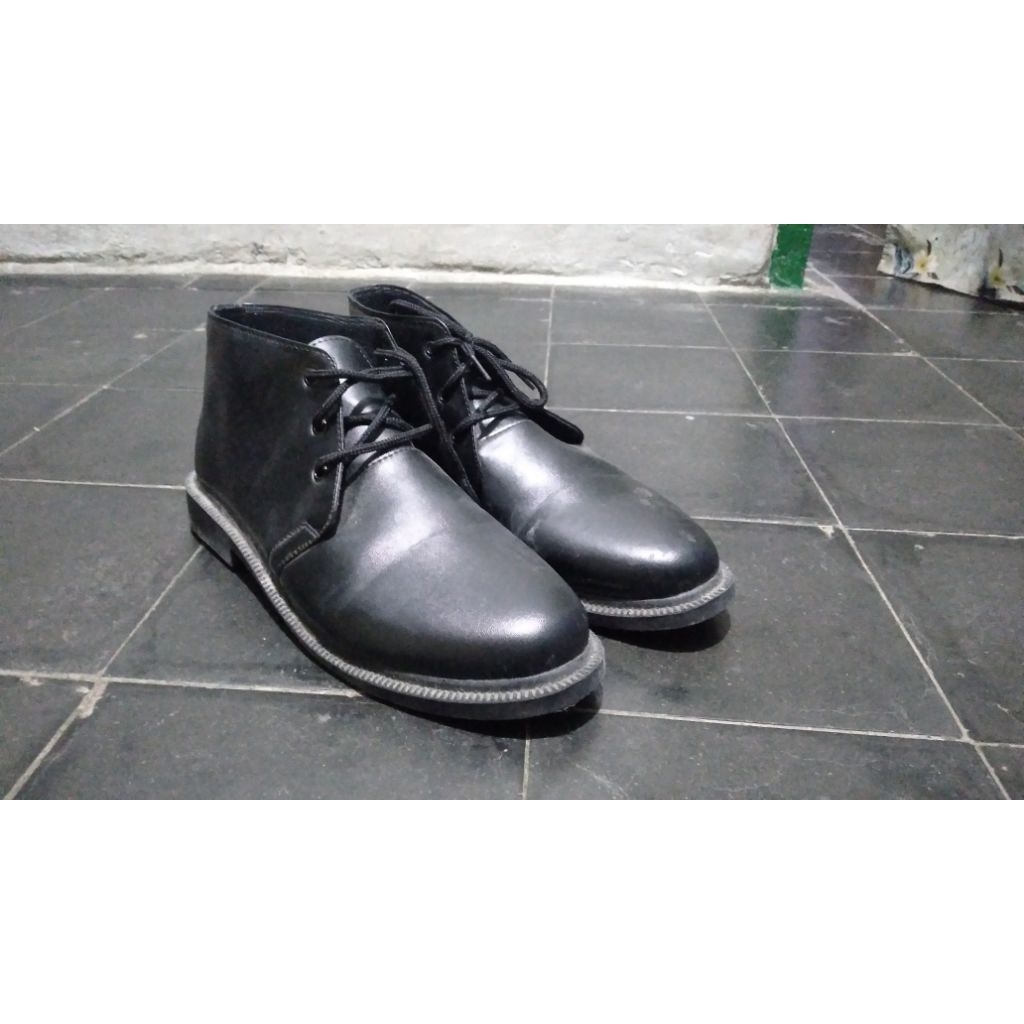 Sepatu Pantofel Pria Formal Kerja paskibra Hitam Size 44 (Preloved / Second)
