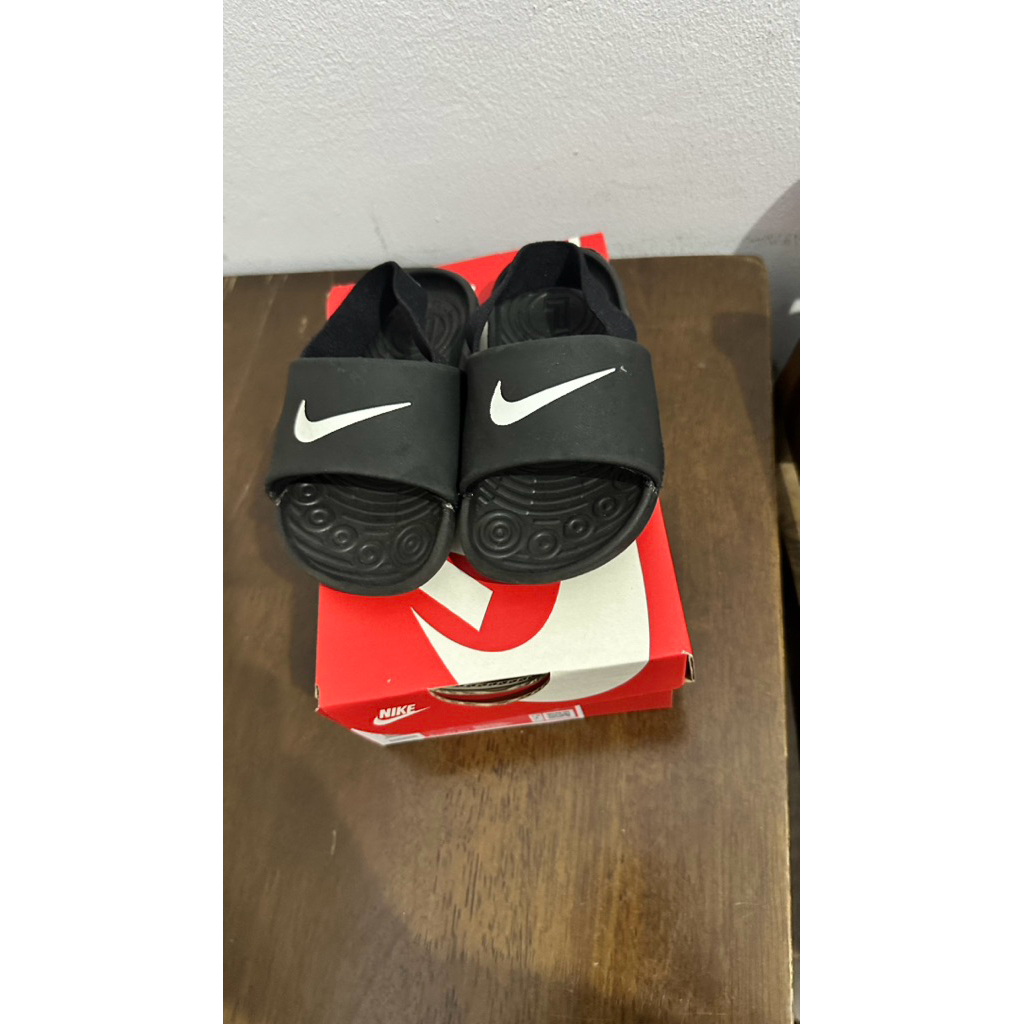 Preloved - Nike Kawa Slide