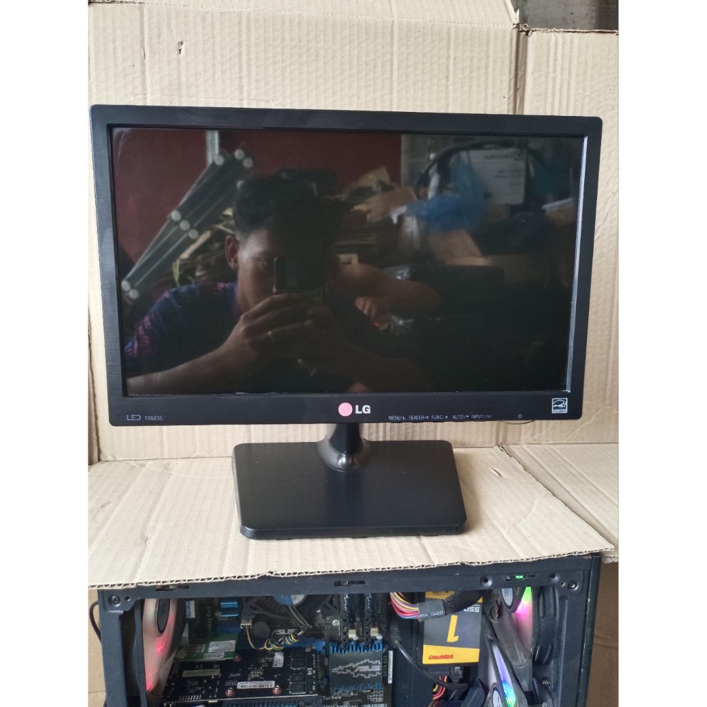 MONITOR LG 16 INCH LED BAGUS MURAH