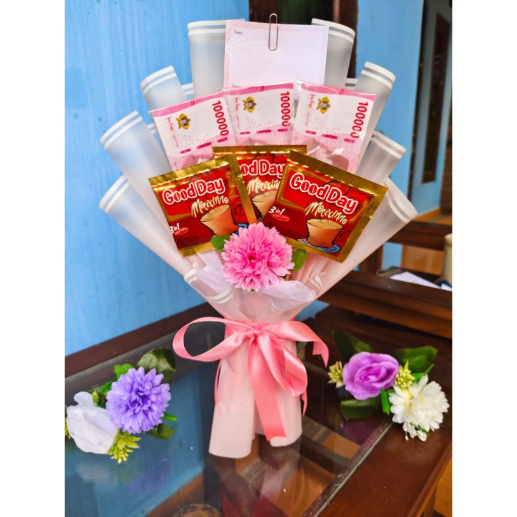 Buket gradasi kombinasi 3 lembar uang kosong  dan 3 stik snack / jajanan/ kopi praktis tinggal isi