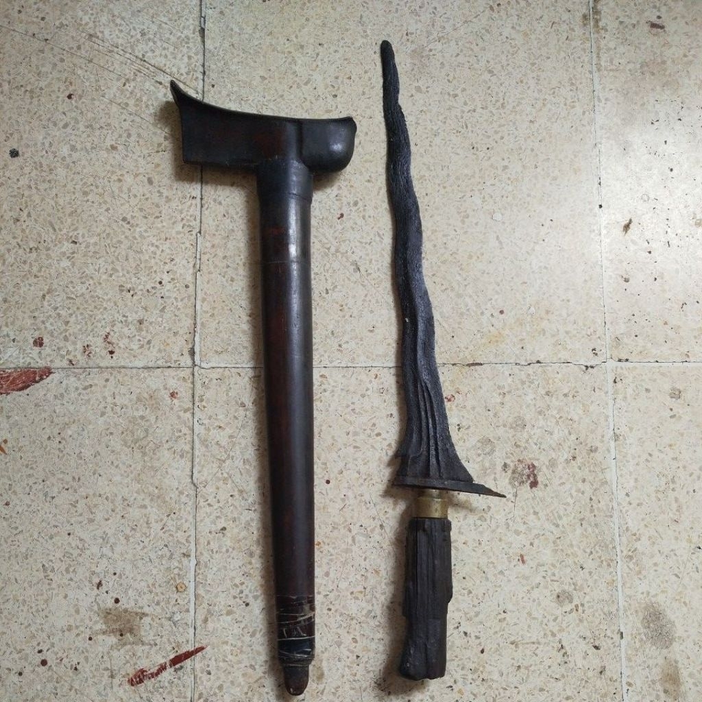 keris Panimbal sepuh luk 9