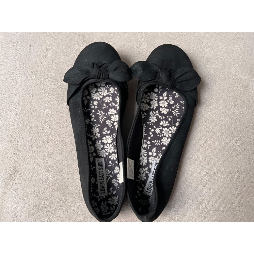 Sepatu Flat Shoes Payless Lower East Side Women's Ainsley - Black Flat Shoes - Sepatu Flat Hitam