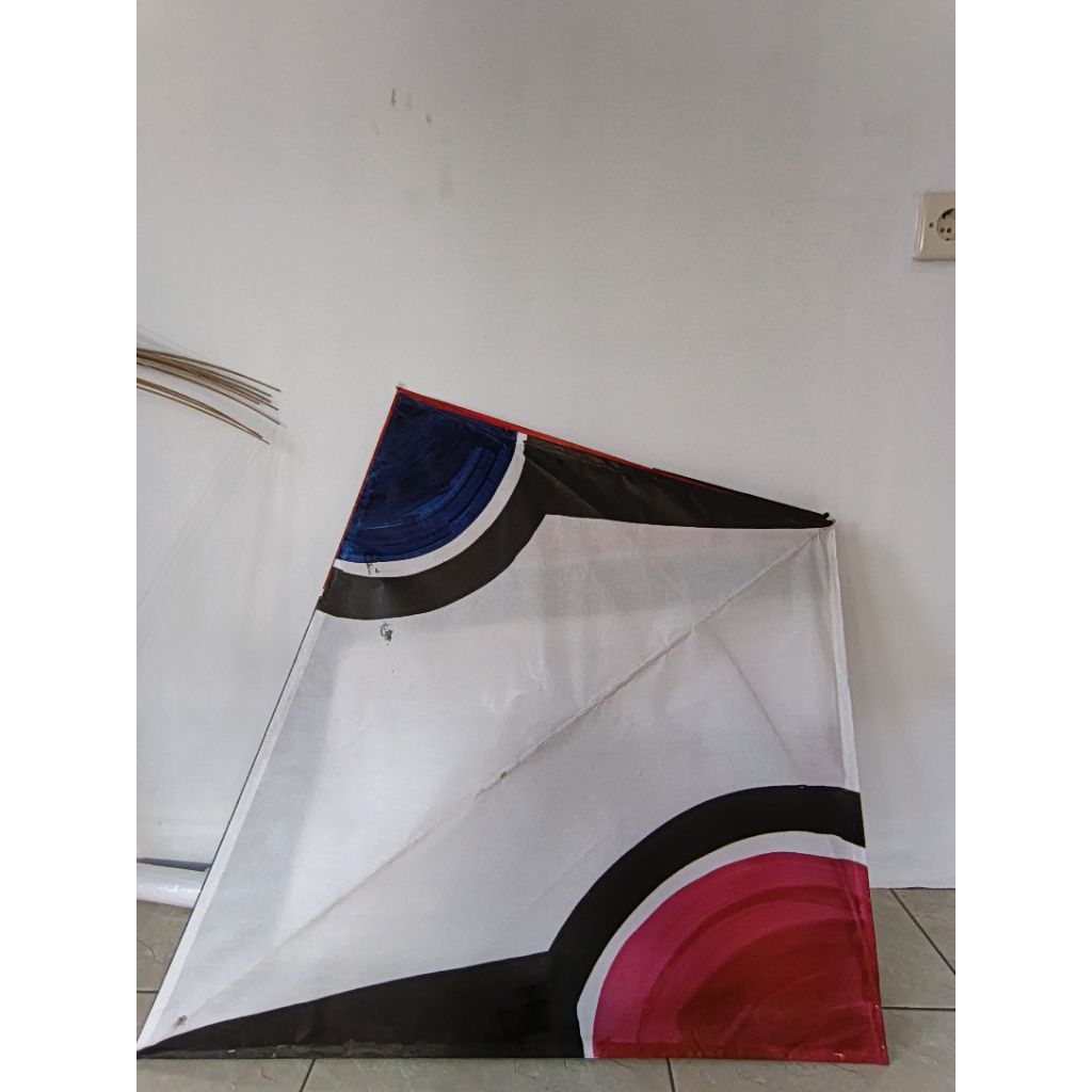 layangan aduan bomber super ukuran 110/105 isi 10pcs