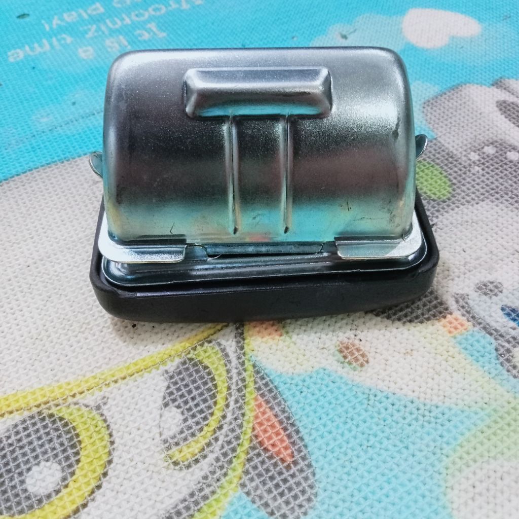 Asbak Console Box mobil Avanza Xenia Rush Terios kijang original