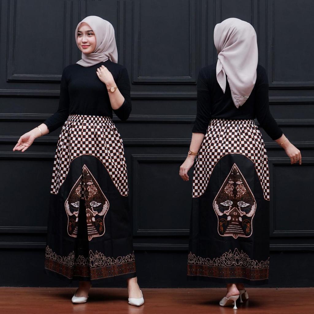 SARUNG INSTAN SANTRI WANITA MOTIF GUNUNGAN WAYANG