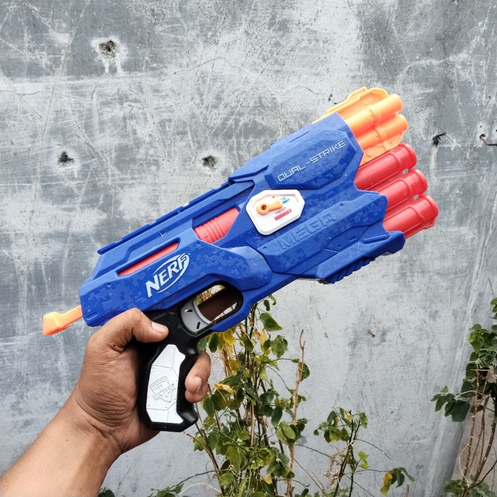 NERF N-STRIKE ELITE DUAL STRIKE BLASTER