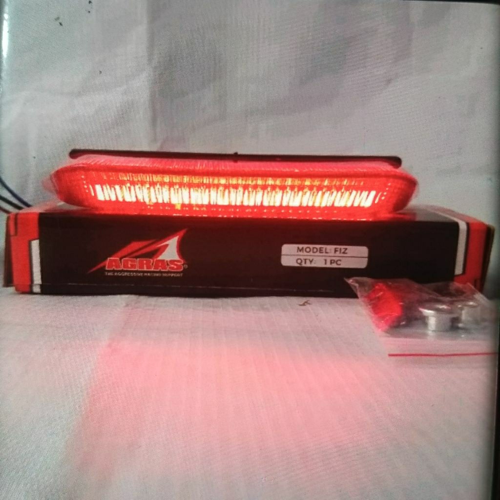 lampu belakang fizR vareasi